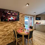 Vanessa 2 U Podnóża Gór, Nad Jeziorem Czorsztyńskim Apartament